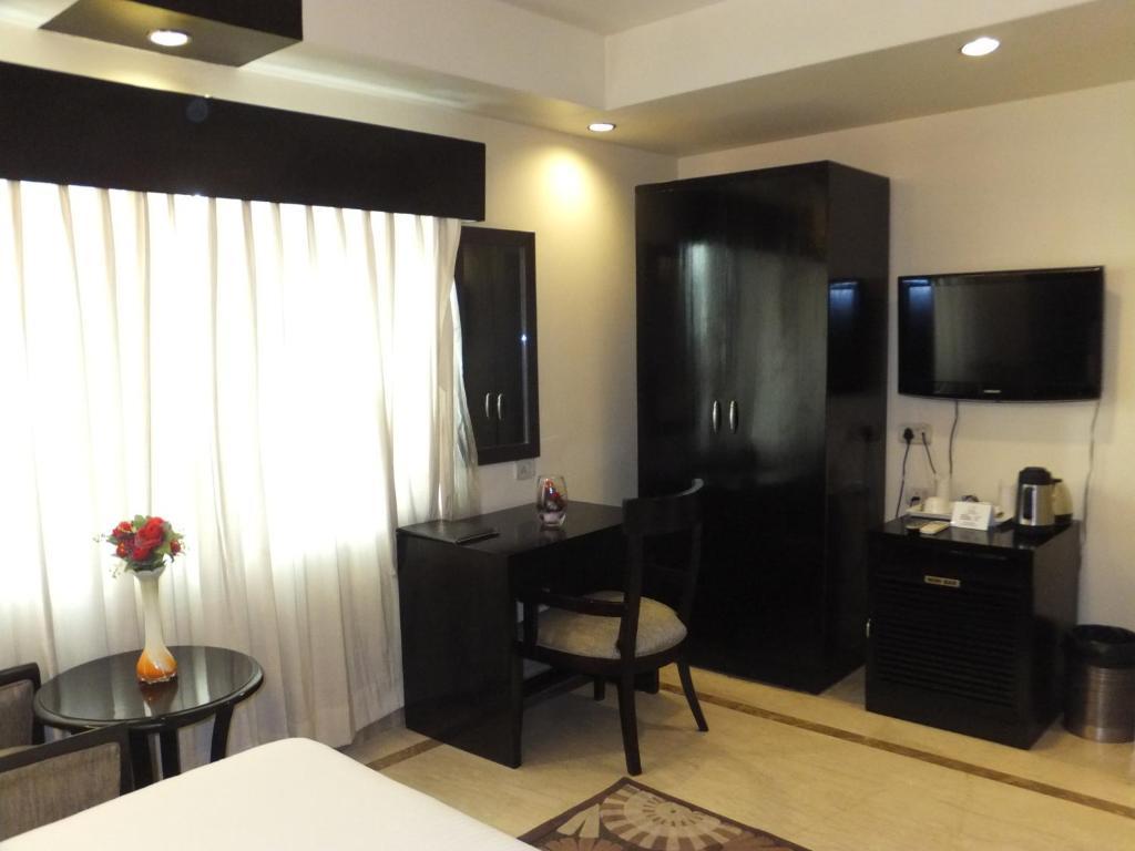 Meridian Plaza Hotel