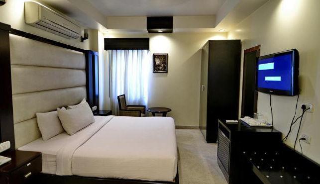 Meridian Plaza 3*