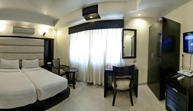 Meridian Plaza 3*
