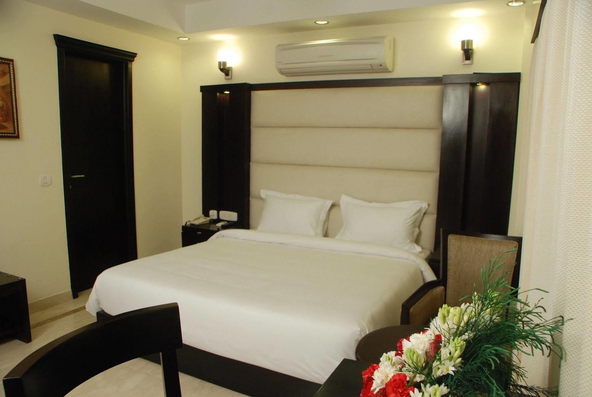 Meridian Plaza Hotel New Delhi